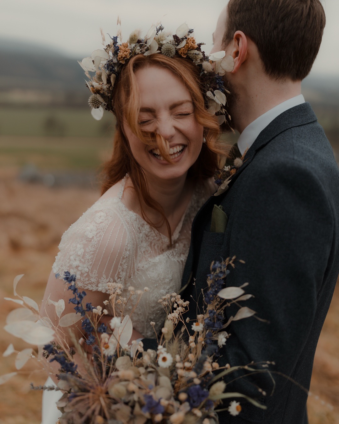A wee snippet of Alana + Ed’s wonderful wedding at @comriecroftweddings ✨
Thanks for having us guys!
@andrewdscottcelebrant
@tomnahaflowers
@emmie_hair
@corastitch
@allybongodj
@delivinocrieff
@mobile_measures
@thistlepipingcentralscot
@rachelandtonie
@charlis_slow_makes
