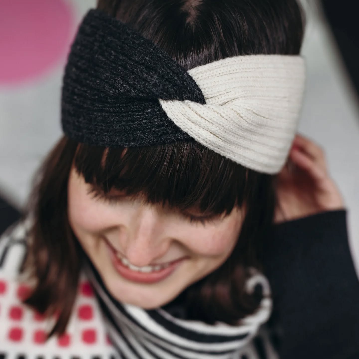 You can't go wrong with a classic colour combo!
🖤🤍 And it looks fab in my two-tone rib twist headband.
With the cold weather showing no sign of shifting, these headbands will keep your lugs (ears) warm right through winter and into spring.
#woolheadband #headband #knittedheadband #twotone #blockcolour #madeinscotland #scottishmaker #scottishknitwear #buyindependent #buybetterbuyless #explorescotland #explore #discover #smallbusiness #smallbrand #scottishbrands #shopscotmakers