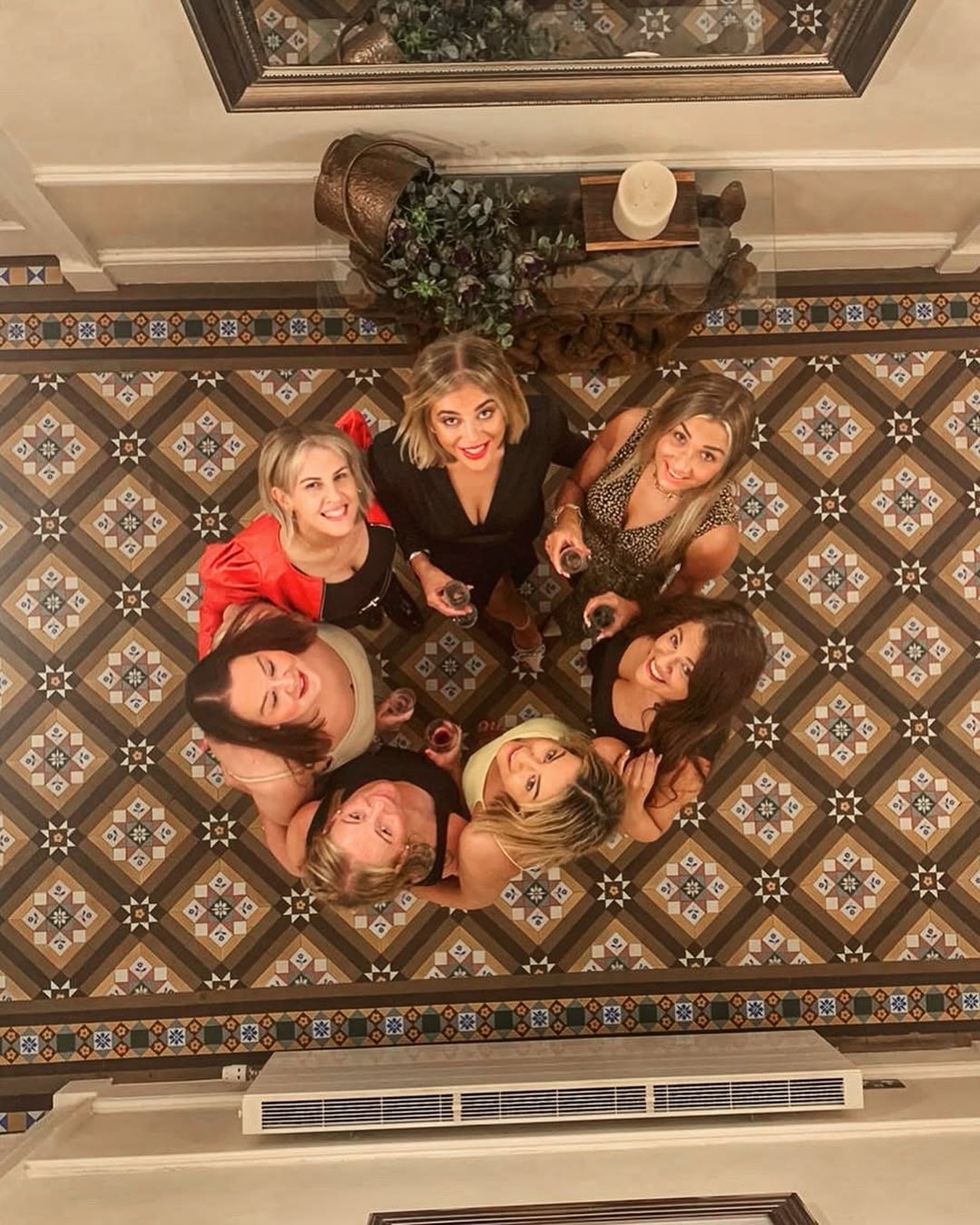 What an unforgettable weekend our first-ever 𝐂𝐨𝐧𝐭𝐞𝐧𝐭 𝐂𝐫𝐞𝐚𝐭𝐨𝐫 𝐑𝐞𝐭𝐫𝐞𝐚𝐭 ✨
We gathered 10 talented creators at the stunning Loch Lomond Estates, located on 34 acres of private grounds, with a games room, cinema, jacuzzi and much more. Surrounded by the beauty of the Scottish Highlands, we came together to create, collaborate and push creative boundaries 🎥
Each creator brought something special to the event. But beyond the content, we built a community. From cold water plunges to cosy dinners, it was all about connection and growth 🌱
➡️ Join one of our exclusive Content Creator Events and take your influence to the next level. Don’t miss out - sign up today! www.pipcreators.com
#contentcreators #collaboration #creativityunleashed #creatorretreat #lochlomondretreat