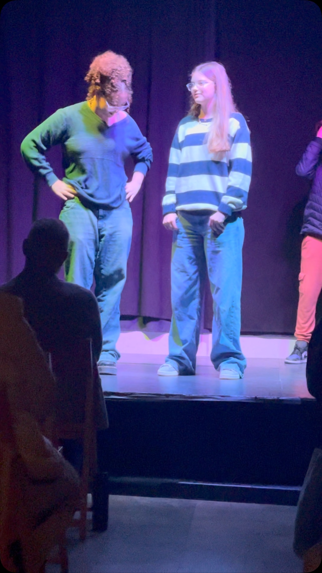 As part of our Public Speaking project, ACIL learners participated in the Improv Marathon in Valencia! For most of them, it was their first time on stage in front of strangers, but they embraced the challenge with confidence and creativity.
Every single one of them did an amazing job—proving that growth happens when we dare to step outside our comfort zones. We couldn’t be prouder! 👏✨ Thank you @vlcplayground for letting our learners to be a part of this incredible event!
#ACIL #PublicSpeaking #ImprovMarathon #Valencia #ConfidentCommunicators #SteppingUp