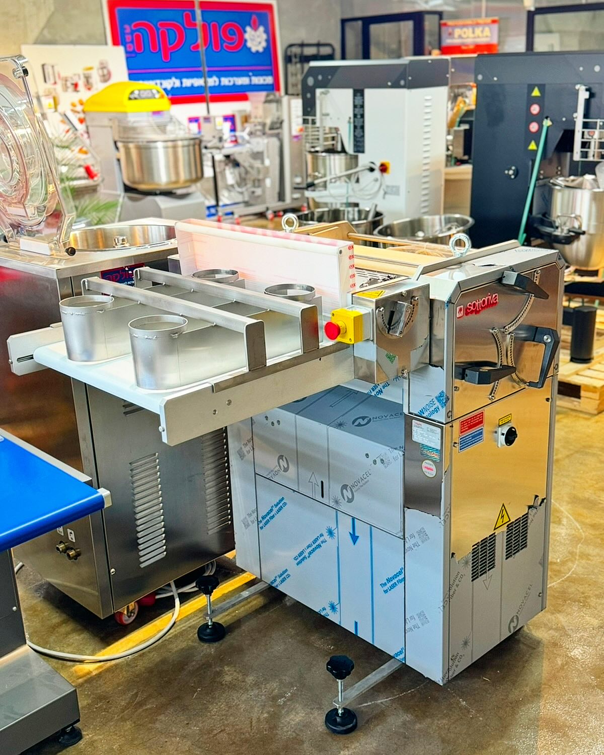 מולדר לחמניות פולקה ציוד למאפיות