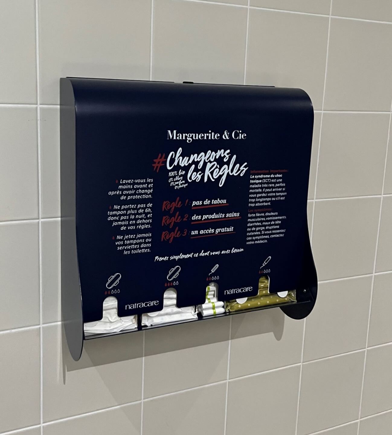 #ChangeonsLesRègles
C’est ce que nous faisons depuis près de 3 ans maintenant !
Nos écoles sont engagées dans la lutte contre la précarité menstruelle, une problématique qui touche encore trop d’étudiantes.
Avec 58 % de nos apprenants féminin, il était essentiel d’agir.
C’est pourquoi des distributeurs de protections périodiques sont mis à disposition gratuitement dans les toilettes.
Nous poursuivons nos actions pour un campus plus inclusif et solidaire.
Continuons d’en parler, continuons d’agir ! 💙