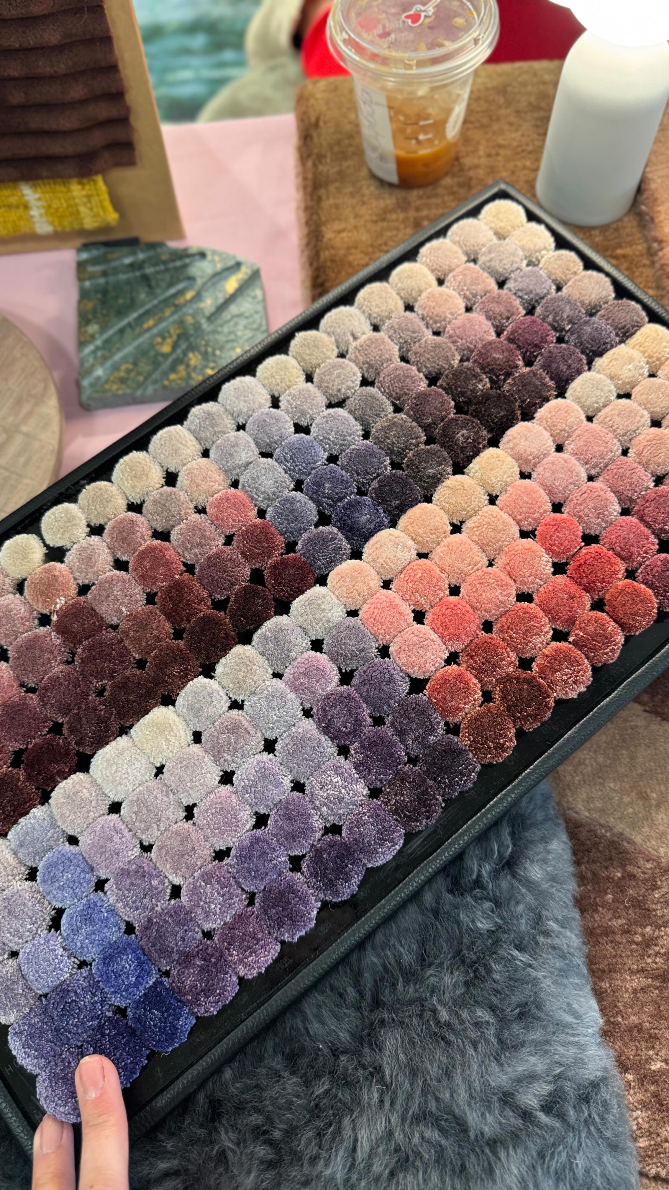 An absolute favorite part of my work is stepping into the Design District—it always sparks my creativity! From luxe fabrics to stunning tiles, it’s all about discovering those unique details you won’t find just anywhere. Inspiration is everywhere—can’t wait to bring these ideas to life!
•
•
•
#MLDesignInteriors
#InteriorDesignStudio
#InteriorArchitecture
#ArchitecturalDesign
#InteriorInspiration
#OnlineInteriorDesign
#ArquitecturayDiseño
#Interiorismo
#designprocess
#designinspiration
#HomeDesign
#HomeDesignInspo