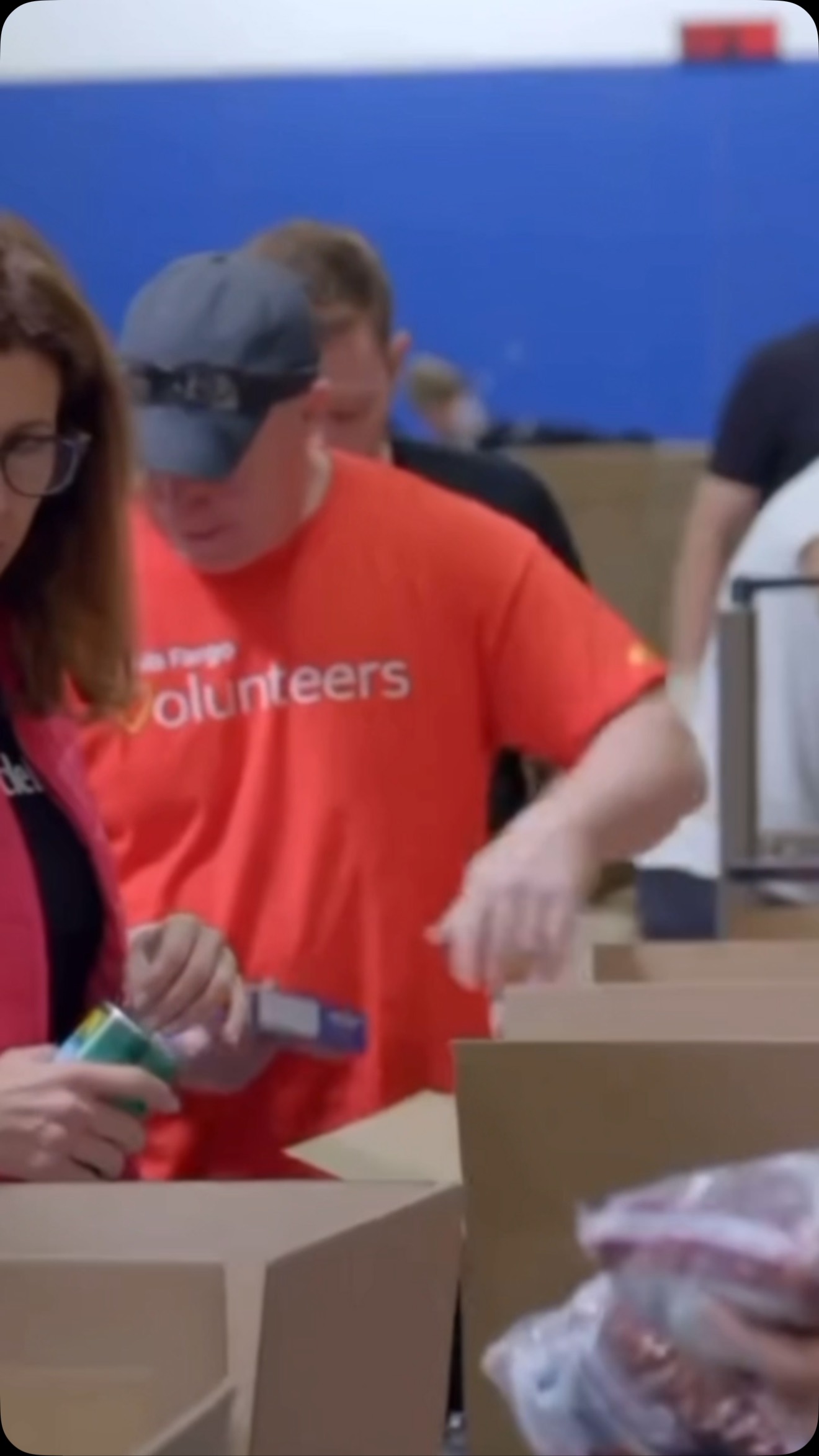 LeClair Calihan Advertising is always excited to work with St. Mary’s Food Bank Alliance!
Aside from it being a great cause, their copy is AMAZING!We were able to participate in a digital and static campaign across the metro Phoenix area to raise awareness and support for this incredible organization.
By contributing to St. Mary’s, you can take advantage of the Arizona Charitable Tax Credit, which offers a dollar-for-dollar tax credit on your state taxes. For single filers, you can get up to $470, and for married couples filing jointly, up to $938!
Not only does your donation help provide nutritious food to those in need, but it also reduces your tax liability or even increases your tax refund. Make your donation by April 15 of the following tax year and keep your receipts for tax purposes. Let’s fight hunger together and enjoy the tax benefits!
#StMarysFoodBank #Donate #TaxCredit #CommunitySupport #FightHunger #phoenixadvertising