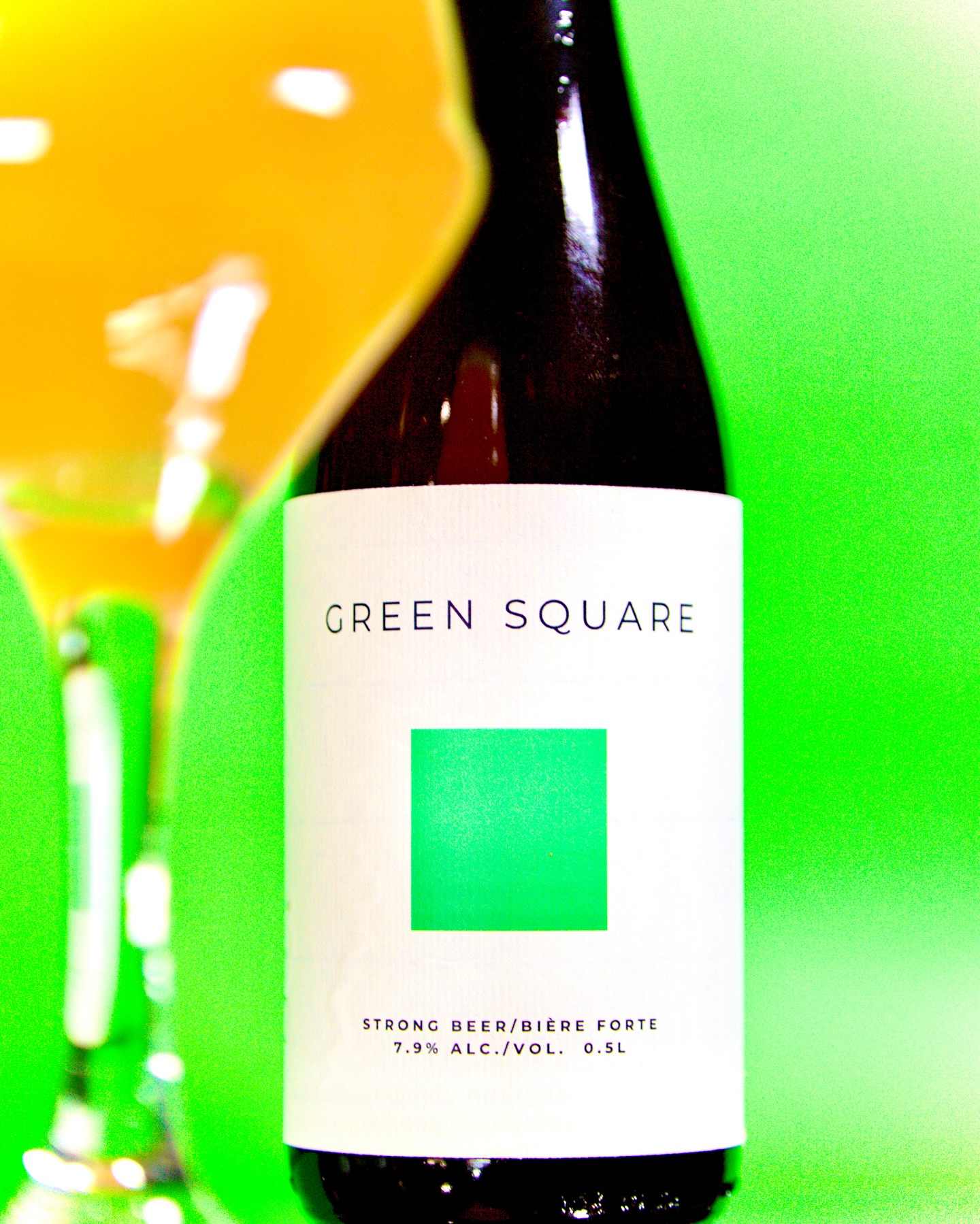 Small Batch Feature - Green Square Double NEIPA, Tropical aromas of pineapple, mango, stone fruit, candy lemon and cherry. Massively dry hopped. Deceptively smooth. #dneipa #ipa #hazydipa #beerphotography #beerrelease #vanier #manorpark #newedinburgh #rockcliffepark