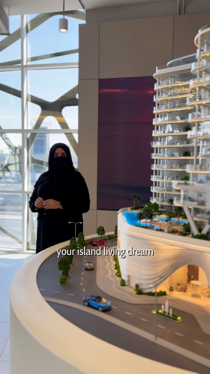 Your island escape starts now! 🌊🏝️ Own a stunning Waterfront Home from just AED 1.9M. Luxury, serenity, and endless ocean views await!
#LuxuryLiving #DubaiLife #DubaiLuxury #dubai #hijabirealtor #realestate #explore #explorepage #reels #reelsinstagram #LuxuryByTheWater #IslandLiving