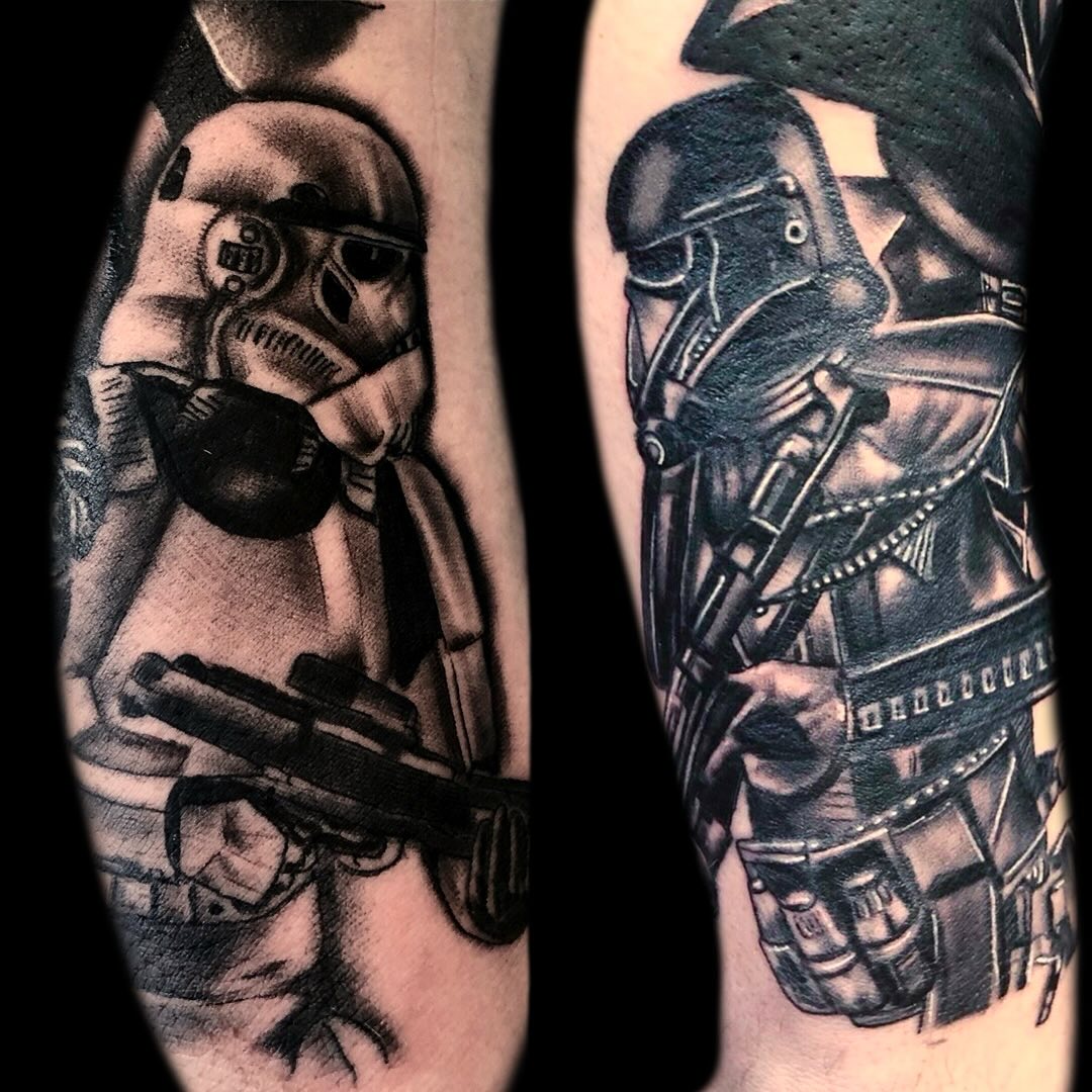 Storm Trooper VS Death Trooper done by @xavier.tattoos