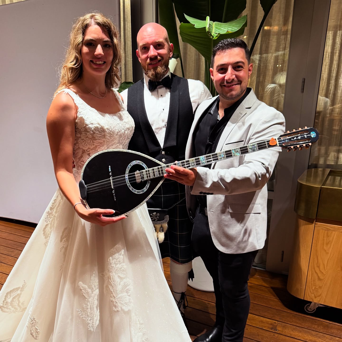 🎉 An absolute pleasure to perform at Dim and Josh’s Wedding at The Marion 🎉
May your lives be filled with laughter, love and happy cherished memories 🥰
#bouzouki #bouzoukia #greekwedding #greekweddings #mybigfatgreekwedding #greek #canberragreeks #greeksofcanberra
