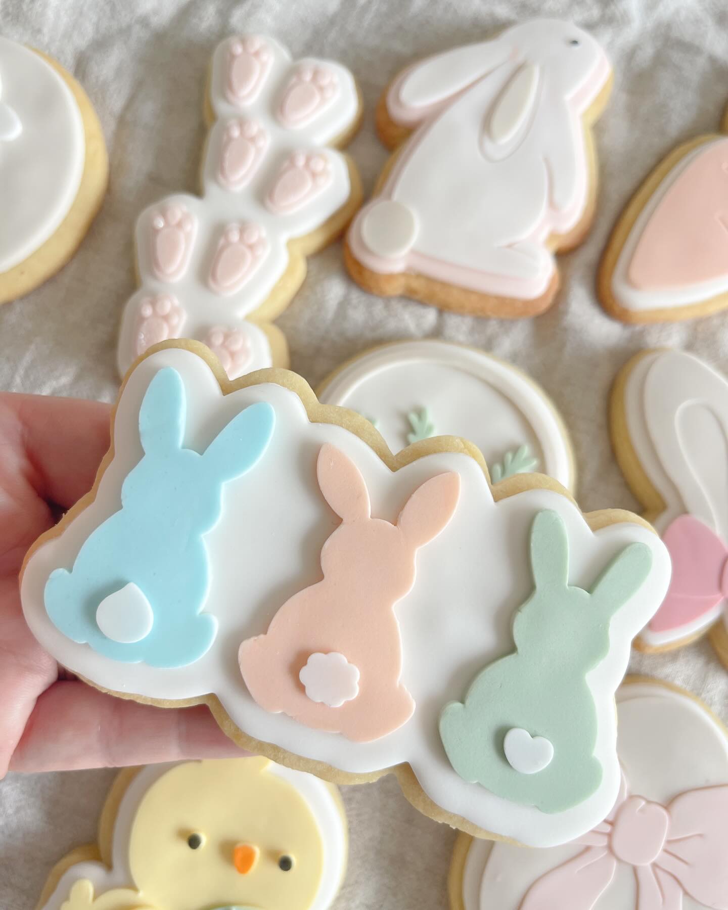 The cutest little Easter bunnies 🐰
#stampedbyel #cookiestamps #cookieembossers #cookiedebossers #cookiesupplies #sugarcookiesupplies #fondantcookies #smallbusiness #shopsmallbusiness #alburywodongabusiness #bakingsupplies