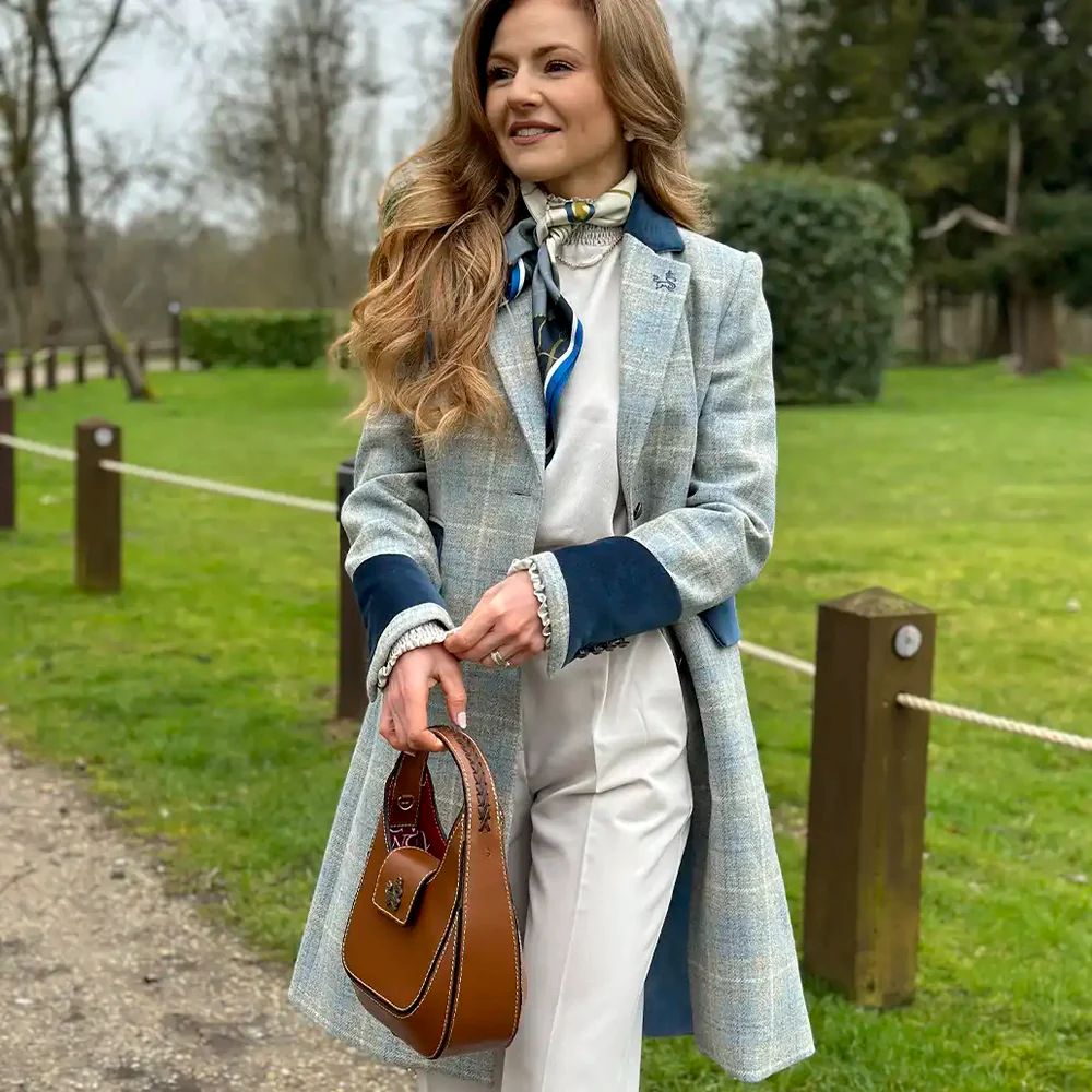 Beautiful selection to inspire for the Cheltenham Festival
@welligogs - Demelza Sky Blue Wool Coat, Phillipa Leather Handbag & Paddington Check Coat & Oxford Camel Wool Coat
@schoffelcountry - Moray Tweed Jacket and Beauly Tweed Skirt
@annalascata - Anna Waistcoat in Tuffler and Alexandra Coat with Theresa Shirt & Livia Jacket in Beige Iceberg
@alanpaine1907 - Combrook Coat
@claire.haggas - Silk Scarves
#cheltenham #countryclothing #racedayfashion #cotswolds #cheltenhamraces #style #countrylife #countrybrands #cheltenhamfestival #racingstyle #welligogs #schoffel #annalascata #clarehaggasfineart #tweed #alanpaine #britishwool #madeinengland