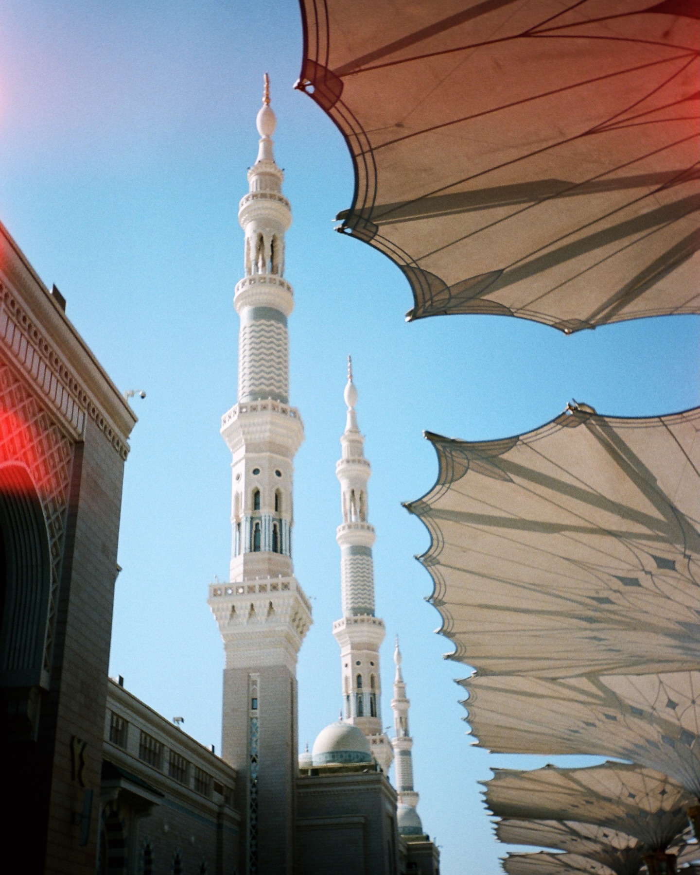 LIMITED EDITION PRINTS‼️ snippets of Madinah al-Munawwarah on 35mm Kodak Gold and Cinestill film
-
Started the year off in the most peaceful place on Earth and performing Umrah alhumdulillah 🤍. As we approach Ramadan, I’m bringing back my Ramadan prints fundraiser! This year the gallery will be supporting Shaukat Khanum Cancer Hospital providing free cancer treatments.
The six prints are LIMITED edition, with only 10 of each print being sold. Link to the gallery can be found in my bio.
Inshallah May Allah swt allow us to experience a blessed Ramadan 🤍
Featured Pieces:
1. Prophet’s Sanctuary - Masjid an-Nabawai
2. Intention - Miqat
3. Beacon of Victory - Masjid al-Fath
4. Within the Blessed Garden - Rawdha Rasool
5. Anchor of the Heart - Quran in Miqat
6. Al-Munawwarah - Masjid an-Nabawi
🔑…
#madinah #madinahalmunawwarah #umrah #islamicart #35mmfilm #cinestill800t #kodakgold200 #ramadan #madewithkodak