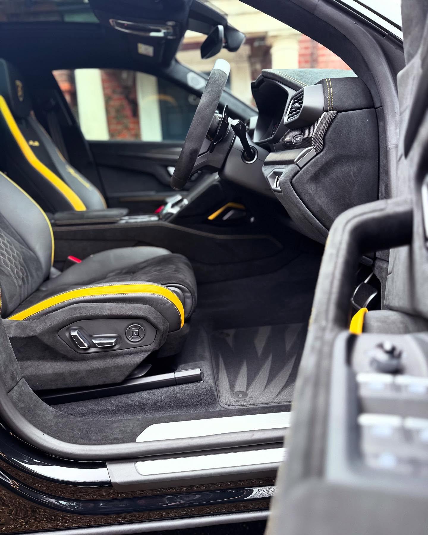 Weekly maintenance on the Urus performante. #lamborghiniurusperformante #lamborghini #urus #urusperformante #bromley #beckenham #cardetailer #highperformancecars