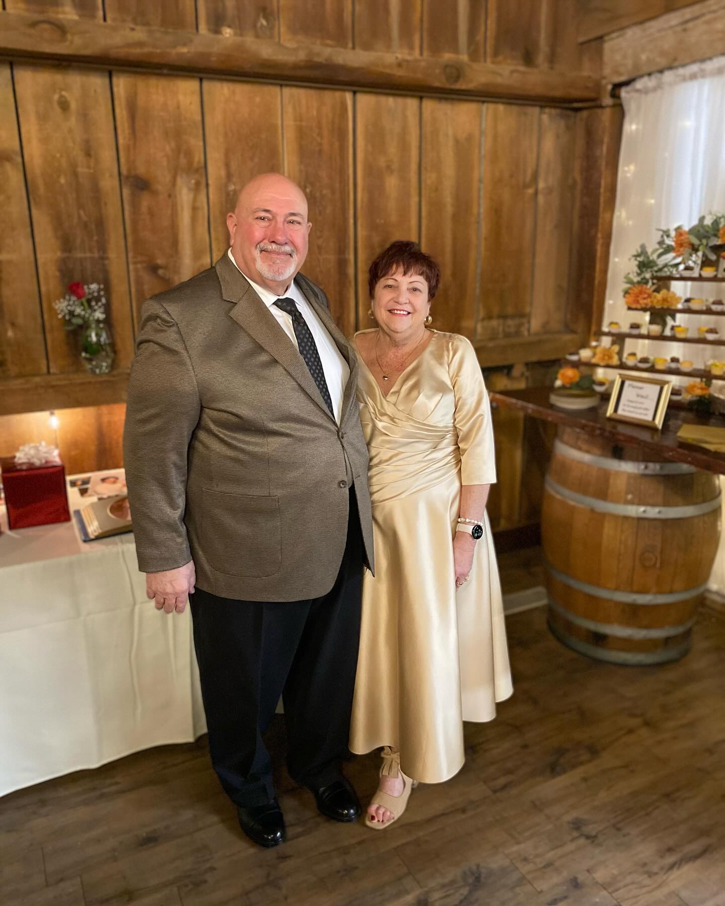 Congratulations Karen & Michael on your 50th Anniversary! Thank you for sharing your special day with us! 🎉
✨2.15.25✨#hoosiergrovebarn #barnvenue #eventvenue #streamwood