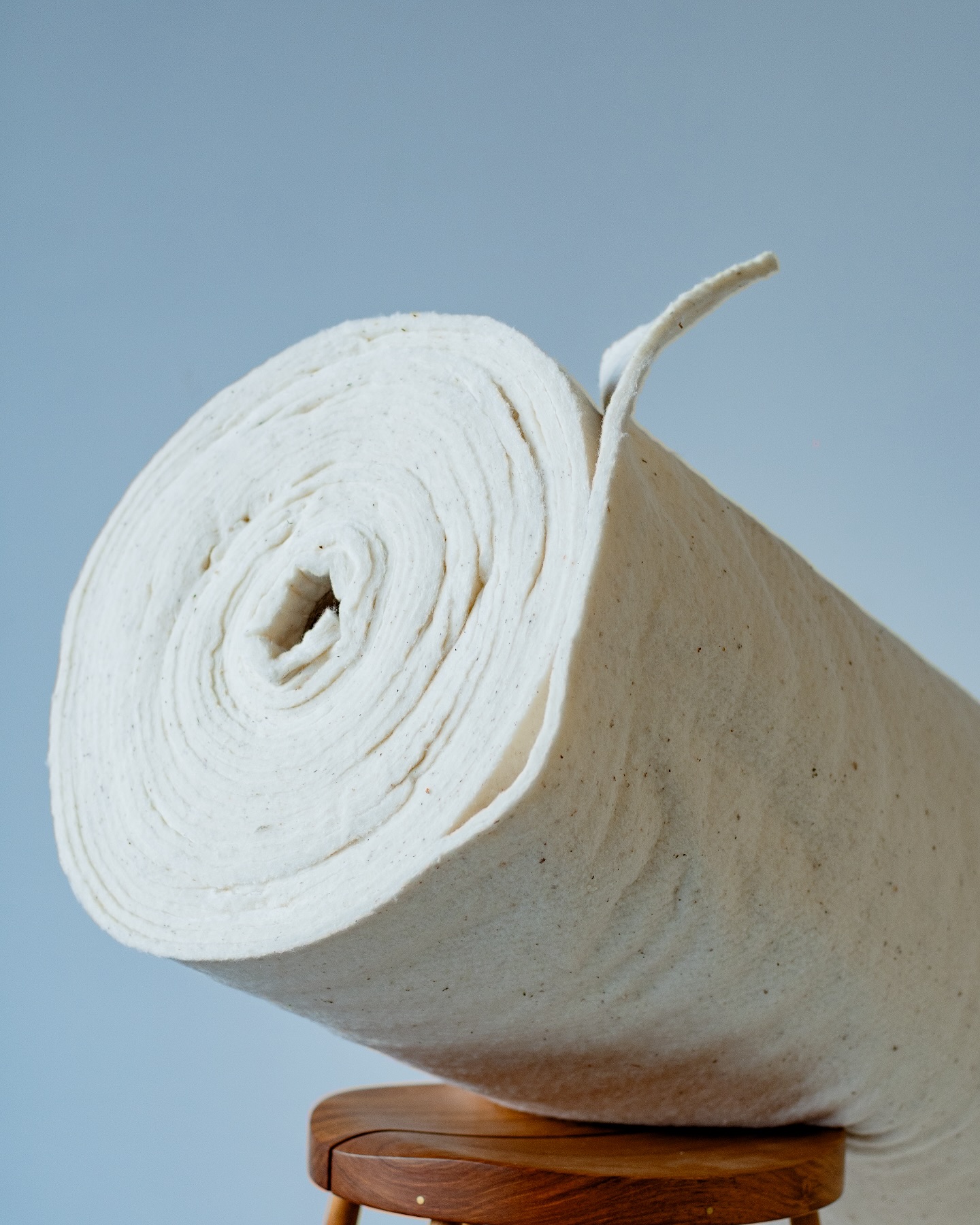 Pure comfort, redefined. 🌿 Our GOTS-certified needle-punch felted cotton is made from 100% organic cotton—non-toxic, chemical-free, and hypoallergenic. With its ultra-soft, breathable texture, it’s the perfect wool-free alternative for our vegan and wool-adverse clients. Thoughtfully crafted for comfort you can feel good about. 🤌
•
#ecobalanza #handmadefurniture #sustainablefurniture #ecofriendly #organic #oneofakind #handmade #chemicalfreehome #chemicalfree #climatechange #ecoconscious #sustainable #artisan #handcrafted #nontoxic #design #organicfurniture #custom #customfurniture #ecofriendlyproducts #nontoxicfurniture #artisanfurniture #nontoxicliving #sofa #chair #armchair #organiccotton