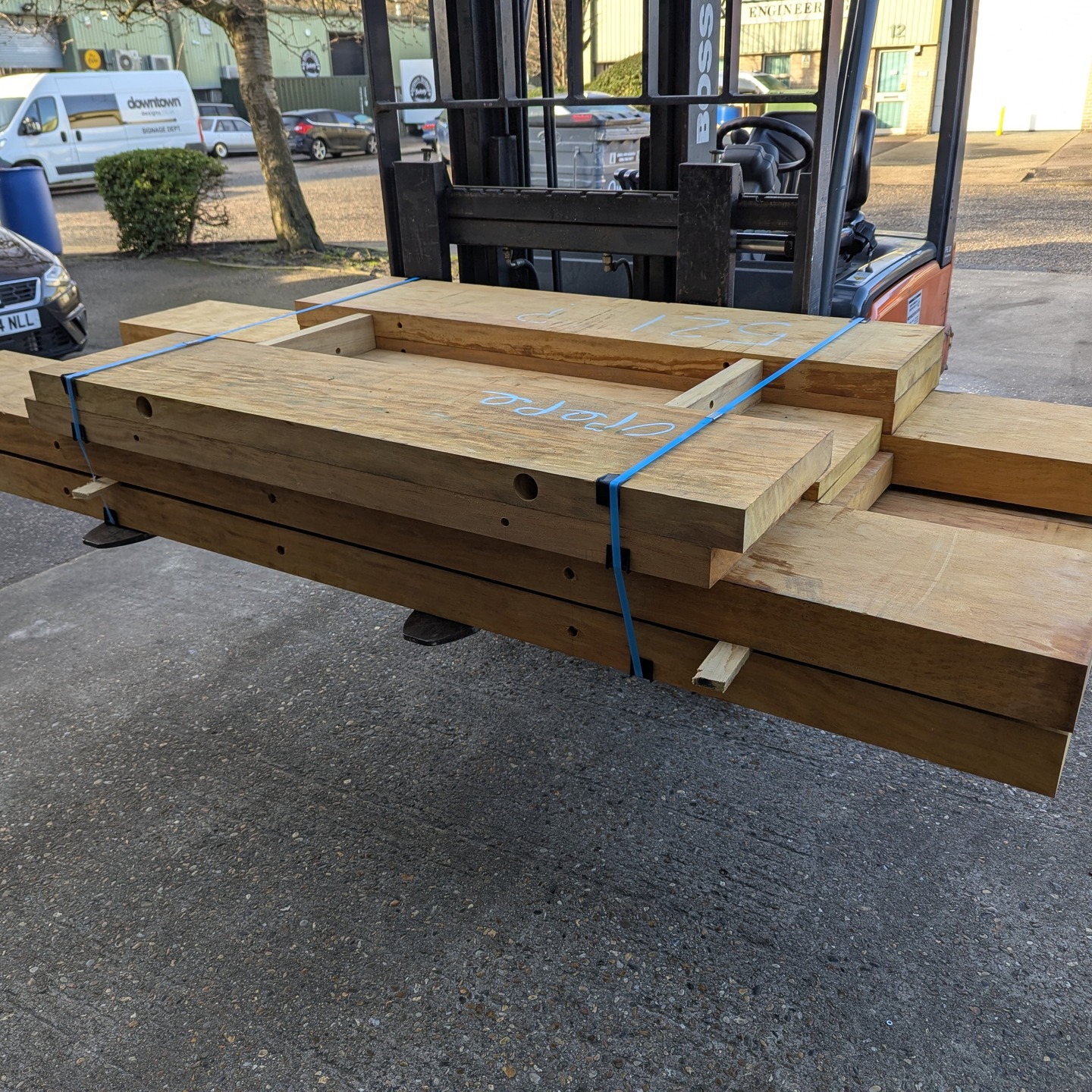 Fresh Sawn Opepe going out for delivery. PAR with holes drilled and counterbored to our customers specification.
60 x 310 x 1440mm 6No.
90 x 320 x 2520mm 5No.
#hardwood #joinery #carpentry #woodworking #wood #timber #construction #opepe