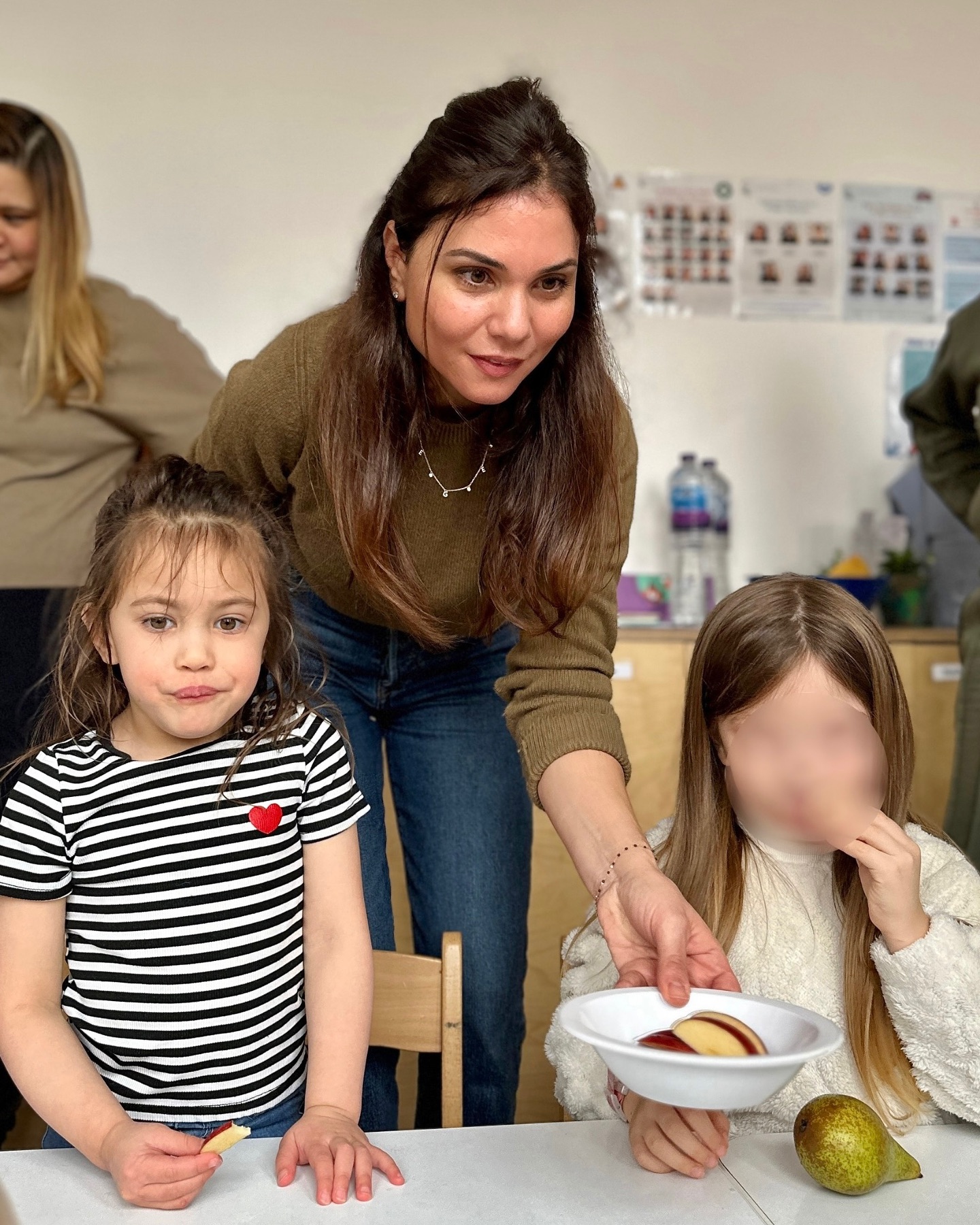 Today, our little learners had a fantastic workshop with a nutritionist, Dorothee! She introduced us to the importance of eating fruits and explained how the vitamins in fruits give us superpowers to grow strong and healthy. We had so much fun tasting and categorizing fruits by their flavours - sweet, sour, mild, or tangy - before making our own colorful fruit skewers! To top it all off, we got creative by drawing our favorite fruits and received special fruit stickers.
A big thank you to Dorothee for spending time with our children and for sharing her passion for healthy eating. Her enthusiasm and knowledge made a lasting impact, and we cannot wait to welcome her back to our nursery for more fun and educational sessions!
#learningthroughplay #londonnursery #education #earlyyearseducation #earlychildhoodeducation #earlyyearsteacher #earlyyearslearning #earlyyearsideas #earlyyearsplay #eyfs #eyfsinspiration #eyfsactivities #ofsted #ofstednursery #ofstedoutstanding #childcare #childeducation #childcareprofessional #childcareprovider