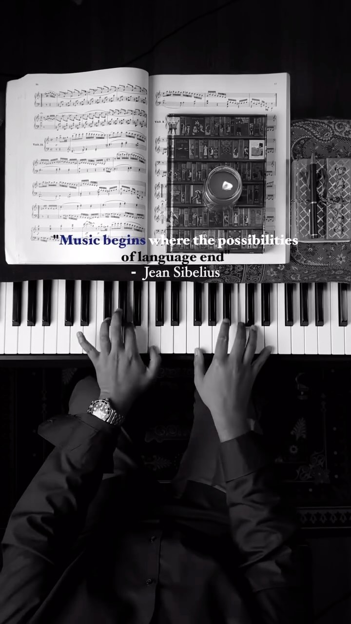Valzer D’amore
#piano #darkacademia #classicalmusic