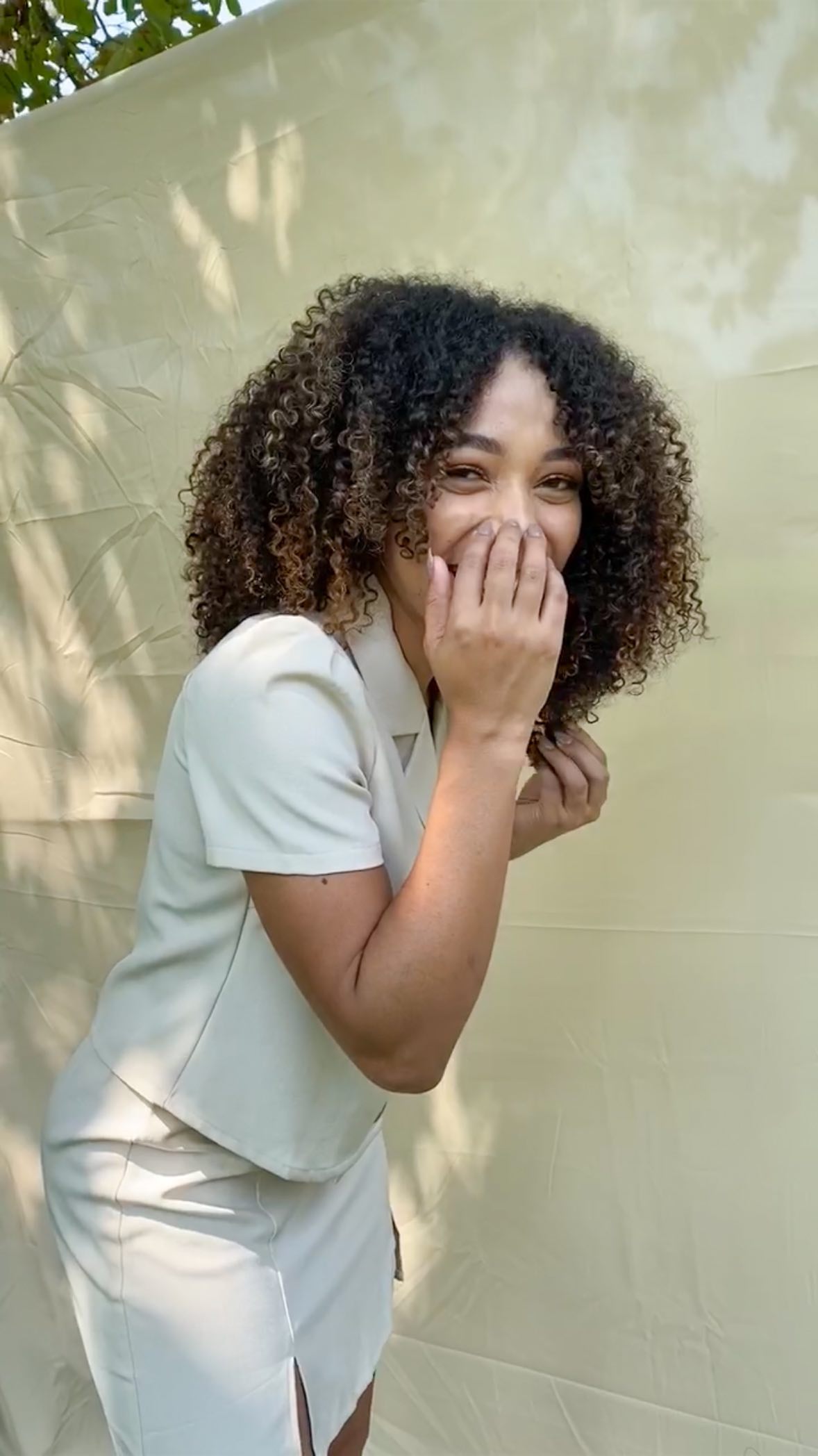 The girls love our wigs and so do we! All of our wigs are officially back in stock.
Model is wearing a custom dyed ‘For Curls’ u-part wig!
#naturalhairextensions #curlywigs