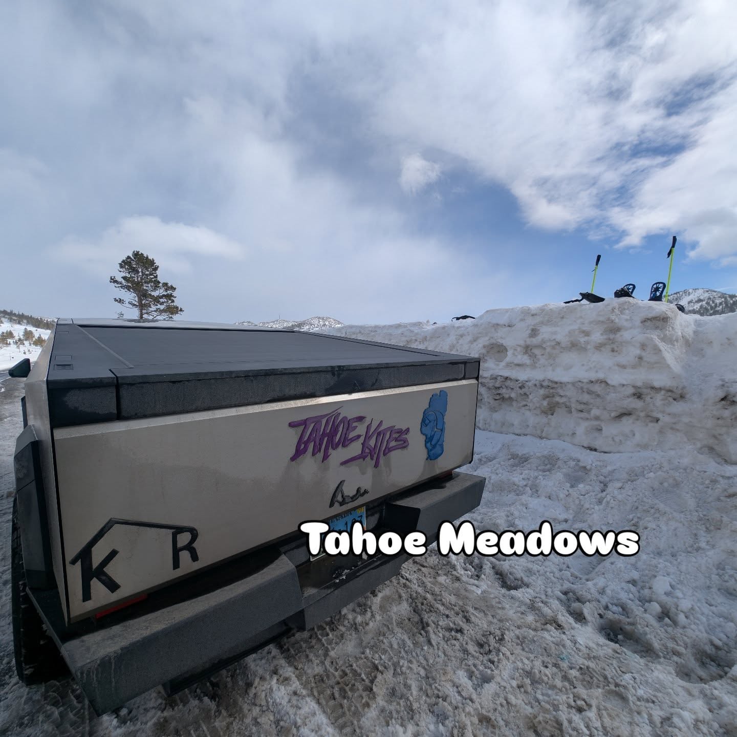 #Snowkite with @tahoe_kites @tahoe Meadows.