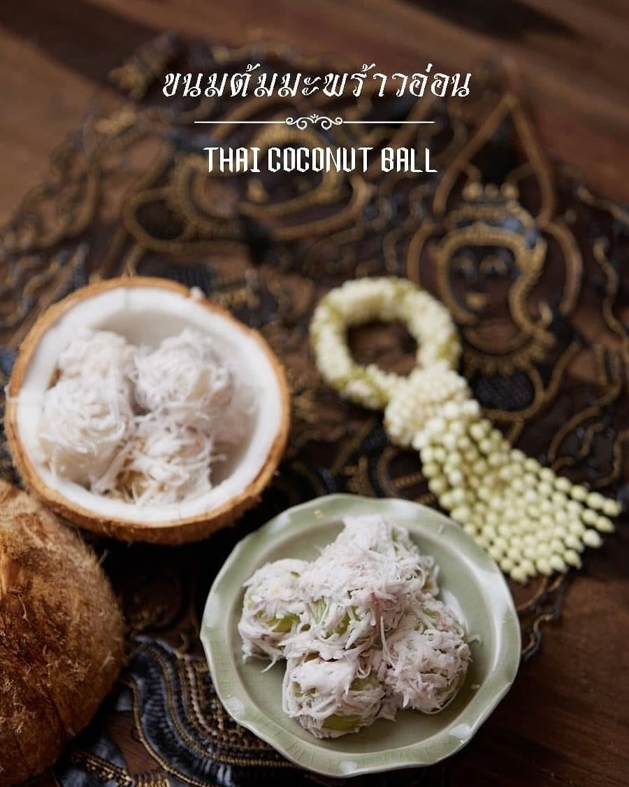 Coconut Delight Balls – Soft and chewy coconut balls, coated in fresh shredded coconut and lightly sweetened for a perfect bite of tropical bliss!