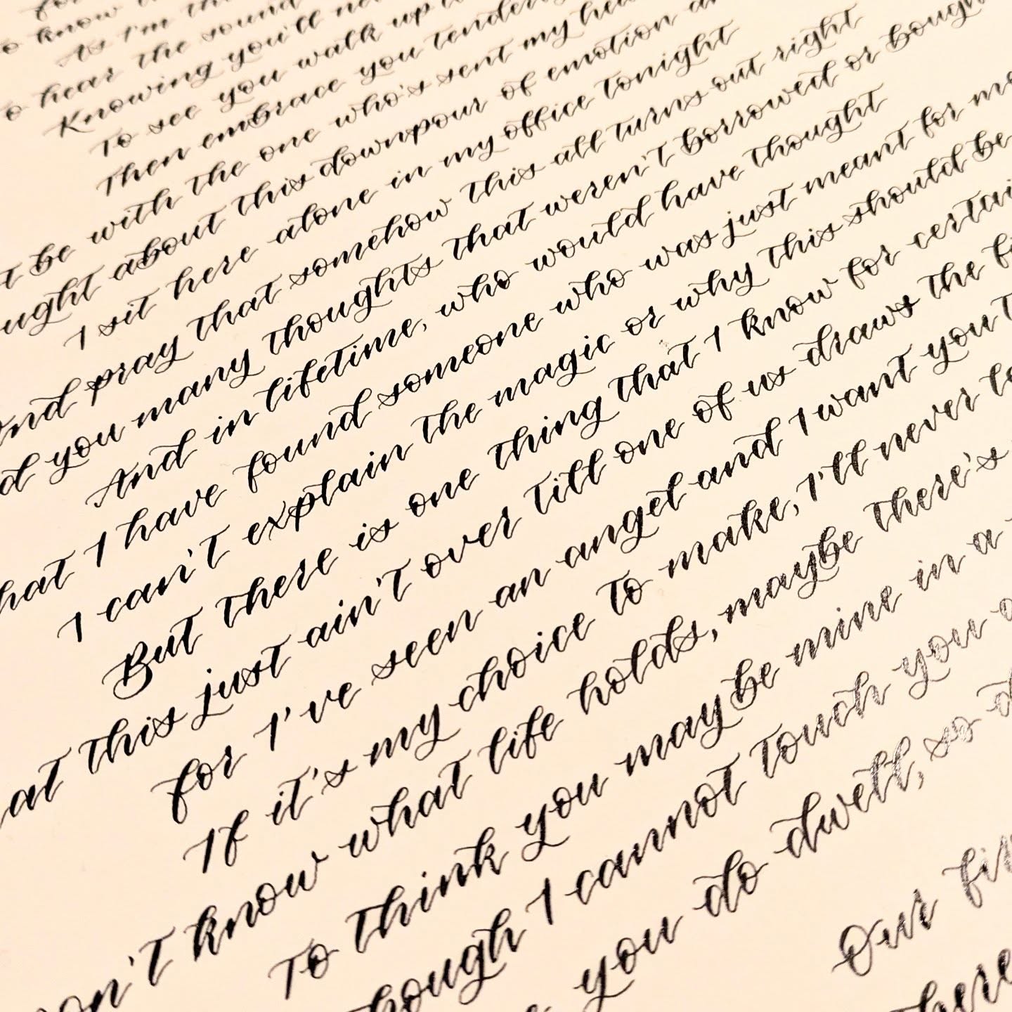 ⢠Commission for the perfect keepsake š
A close look at a poem I had the pleasure of creating in modern calligraphy.
This was framed and gifted to a loved one at Christmas.
Just over 300 words on A3 size card, this took me 3hrs45 to finish! Calligraphy is a slooow process. š¢
#cotswoldscalligraphy #calligraphygifts #calligraphymade #calligraphyservices #calligraphypersonalisation #calligraphygift #calligraphycommission #moderncalligraphy #moderncalligrapher #moderncalligraphyservices #cotswoldssmallbusiness #cotswoldscalligrapher