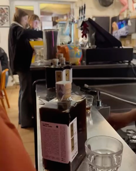 Alcuni scatti della seriata di ieri sera al bar @mikyemax! Grazie a @amaroteca_official per l’opportunità e grazie a tutti i partecipanti, é stata un’esperienza indimenticabile!