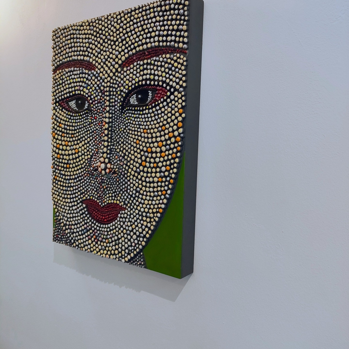 'Geisha' - Study of a Geisha
Air dried clay on wood panel, enamel paint
300mm x 400mm
karenmorganart.com
info@karenmorganart.com
#texturalart #art #wallart #geisha #airdriedclay