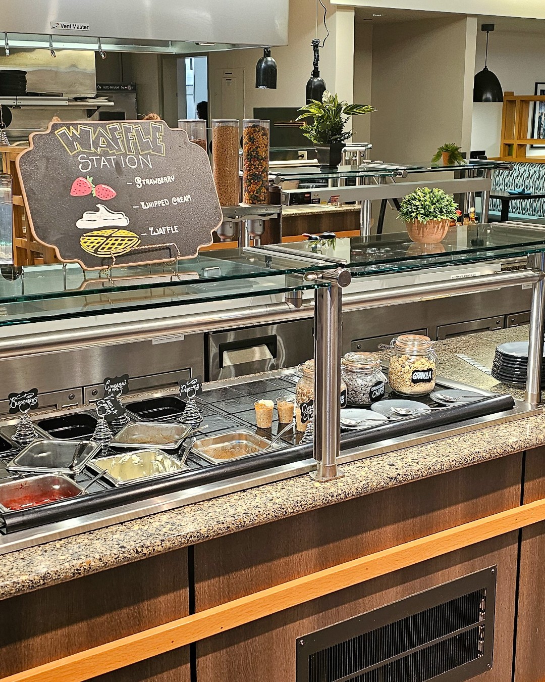 🍽️🎉 Whew! What a Weekend! The first weekend of Greater Kalamazoo Restaurant Week was a whirlwind of flavorful dishes and inspired cocktails. This sampling of the best in locally-owned bars and restaurants brough their A-game.⠀
⠀
Where did you eat? What dish totally blew you away? Which cocktail lives rent-free in your brain now?! Let’s hear your favorites! ⠀
⠀
And don’t forget, there’s still plenty of time to explore even more spots and savor all the delicious deals before the week is over. Breakfast, lunch and dinner are all on the Restaurant Week menus!⠀
⠀
Oh, and be sure to vote for your favorite competition cocktail!⠀
⠀
#BreakfastFood #CocktailCompetition #FoodiesOfInstagram #DiscoverKalamazoo #MichiganFood #MichiganFoodie #MichiganFoodies #Kalamazoo #KalamazooMI #DowntownKalamazoo #DiscoverKzoo #GRFoodie #GrandRapids #GrandRapidsMI #FoodGram #MichiganRestaurants #DiscoverMichigan #PhotoOfTheDay #Foodie #FoodLove #PlacesToEat #MichiganEats #GreaterKalamazooRestaurantWeek #KalamazooRestaurantWeek2025 #EatLocal #PortageMI #RichlandMichigan #VicksburgMI⠀
⠀