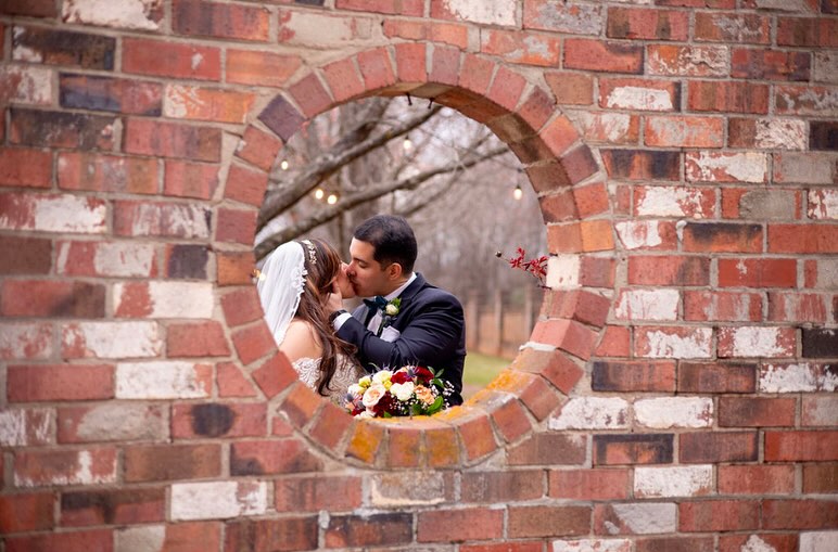 Yesterday was absolutely magical. I can’t wait to share more photos of Nicole and Yamir’s perfect day.
Venue: @edinburghwest
Coordination: @kennedykapanzhi
Brides MUA: @elenanieldmakeup
Bridesmaids MUA: @cottonrougeandco
Video: @bashufflerproductions
Catering: @southernwayupstate
Cake: @nothingbundtcakes
Officiant: @kbowerssc