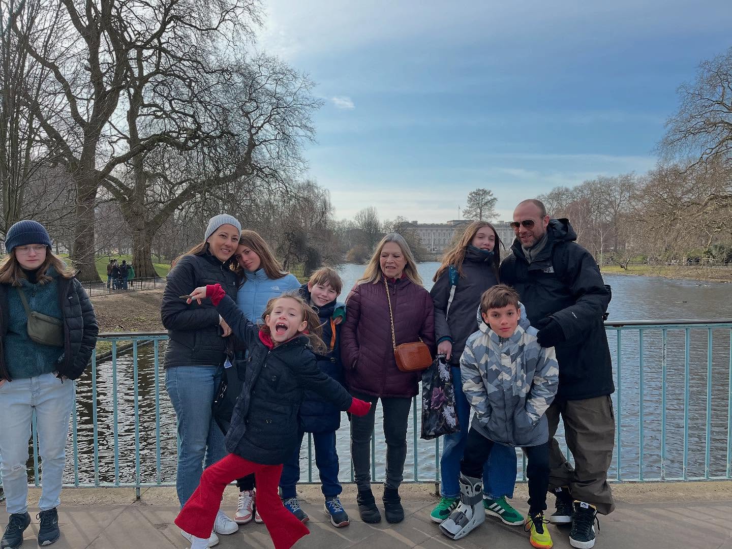 Vive la vida con alegría! A veces solo depende de ti! Es tomar una decisión!😉
Live your life with joy! Sometimes just depends on yourself! It is your choice!😉