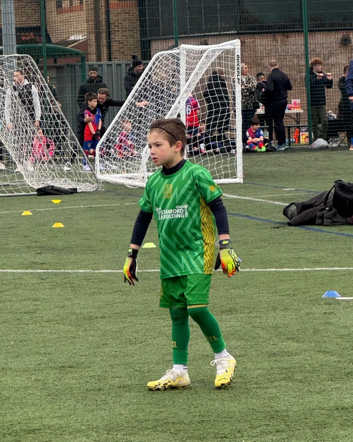Mini Pickford in goal this weekend was an absolute hero! 🙌 Without him, the team would’ve definitely felt wounded, but he stepped up when it mattered most. 🔥⚽