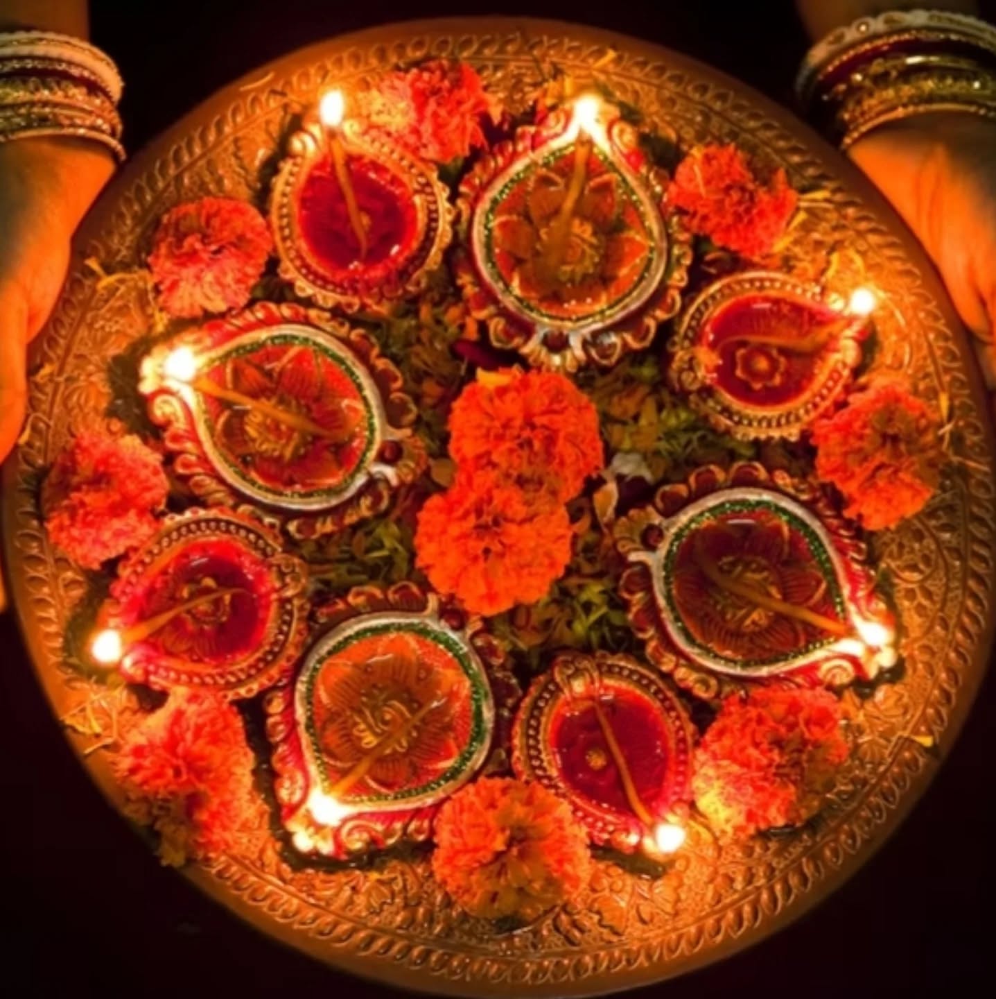 Take a moment to take a deep breath, and remember how loved you are.
Because, you absolutely are â€
Don't forget that đ