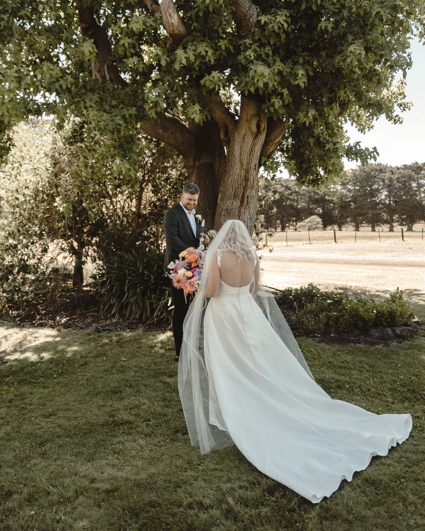 A moment for the back.
Sarah’s two piece brocade gown with low scooped back and fabric covered buttons was a design feature that couldn’t be over looked!
Gown @brittneypaigecouture
Photography @shereedubois_photography