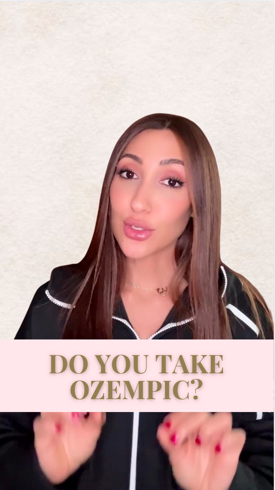 Chasing quick weight loss? I get it. It’s tempting. But here’s the truth: those ‘magic’ injections like Ozempic and Him&Hers aren’t just melting fat, they’re also stripping away muscle. And muscle isn’t just for strength, it’s crucial for your metabolism, your bones, and even how quickly you age.
When you lose muscle, your metabolism slows down, weight can creep back on, and you’re at higher risk for fractures. Plus, your body faces more oxidative stress, which speeds up aging.
The reality? There’s no shortcut to lasting wellness. True health comes from nourishing your body with real food, moving in ways that support it, and building habits that work for the long haul.
So before you go for that quick fix, ask yourself, what’s the real cost? And for those who’ve already taken these type of drugs, please focus on hydration, minerals, vit D & hit the gym to gain back that muscle before it’s too late! 🤞🏼
#TrueWellness #SustainableHealth #HealthyHabits #MuscleMatters #NoQuickFixes #HolisticHealth #ozempic #ozempicweightloss #weightmanagement