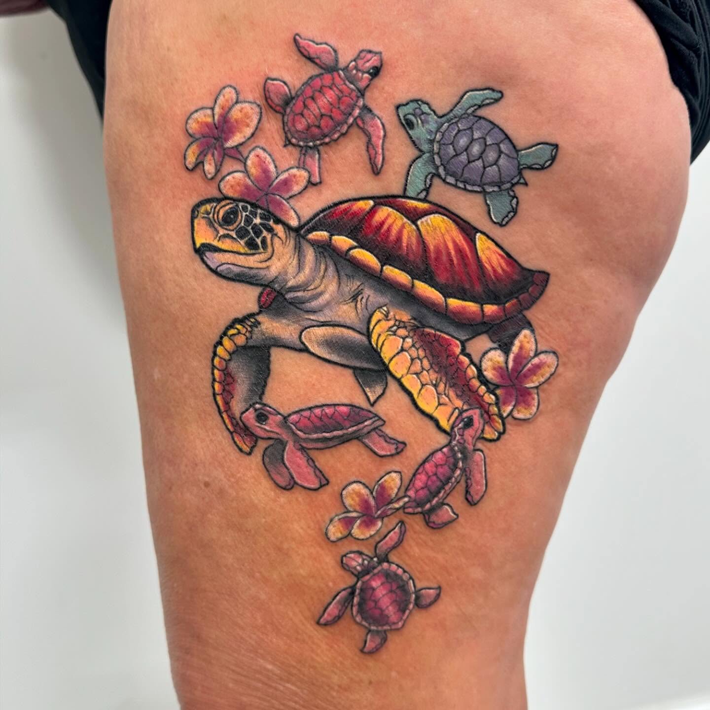 Done by @aly_sill_tattoos