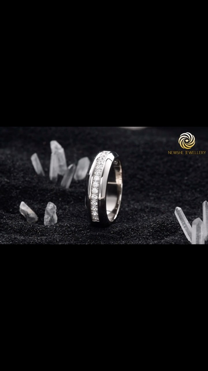 Moissanite Ring
Experience the brilliance of Moissanite with our expertly crafted rings. Radiant, elegant, and timeless, each piece is designed to shine just as brightly as your love.
💍 Shop now via the link in bio!
#MoissaniteRing #BrilliantBeauty #TimelessElegance #LuxuryJewelry #RadiantRings #MoissaniteLove #EngagementRings #SparklingJewels #DazzlingDesign #MoissaniteObsession