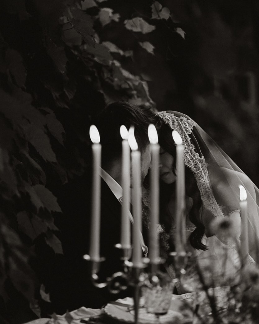 Love in black and white
🤍
Design @mildred_coevents
Photography @acrewoodcs
Florals @katemichellefloral
Dress & Accessories @revellebridal
Hair @ehuyckehair
Makeup @meganbrownmakeupartistry
Cake @ashleeyskitchen
Venue @thebellriggshouse
Stationery @codycalligraphy
Model @feihzzz
Mildred & Co is a design-forward wedding planner based in Prince Edward County & Kingston, Ontario. We craft elevated, intentional celebrations rooted in thoughtful design, seamless logistics, and unforgettable atmosphere.
Planning | Design | Production
#kingstonwedding #kingstonweddingplanner #ygkbusiness #ygksmallbusiness #pecweddings #princeedwardcountyweddingplanner #pecweddingplanner #eventdesign #weddingdesign #weddingdesigner #ontarioweddingplanner #wedding #design