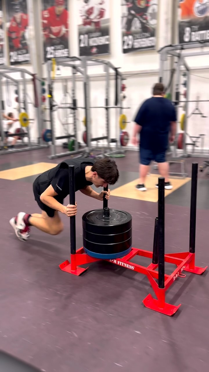 Just one week left in the 8 week RMRA program! Excited to see a strong finish from the athletes who have put in the work week after week. We will be sending them off into their upcoming rugby seasons stronger and better than ever.
Let’s go.
#eatsleeprugby #rugbyinalberta #rugbyacademy #wintertraining #offseasontraining #rugbyskills #rugbyincanada #calgaryrugby #workharder #rugby #rugbyskillsdevelopment #rugbystrengthandconditioning