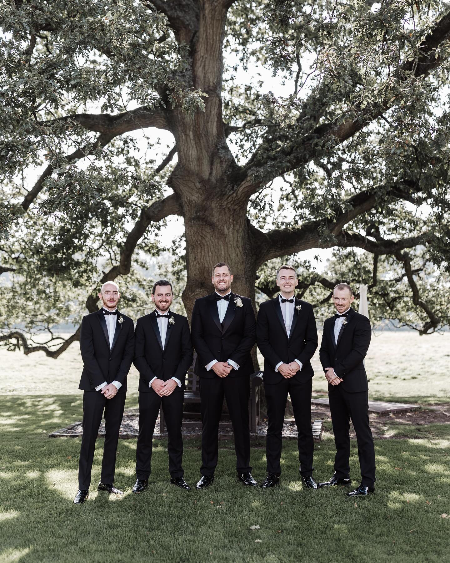 Those sunny afternoons are creeping back in 👀🤩
Inquire about your date now 💌
Venue: @singletonlodgehotel
Videographer: @fernandos_films
Magician: @sylvester911
-
www.oliviaamyphotography.com
-
-
#yorkphotographer #yorkphotography #ukphotographer #wedding #weddingphotographer #weddingphotography #secondshooter #ukweddingphotographer #yorkweddingphotographer #yorkshireweddingvenue #yorkshireweddingphotographer #yorkshirebrides