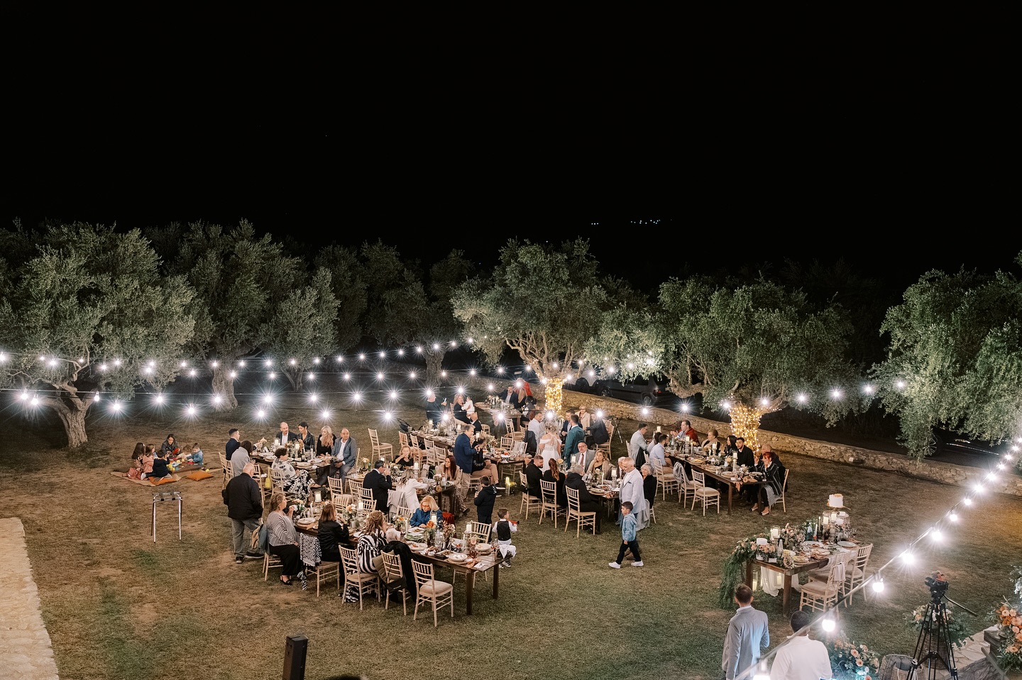 A beautiful wedding under the olive trees with one of my best partner @goldenleafevents.gr in Githeio, Mani.
Photography: @georgeginatis_photography
Dj, Audio & Lighting: @mdwevents.gr
Catering: @arxontissa.catering
