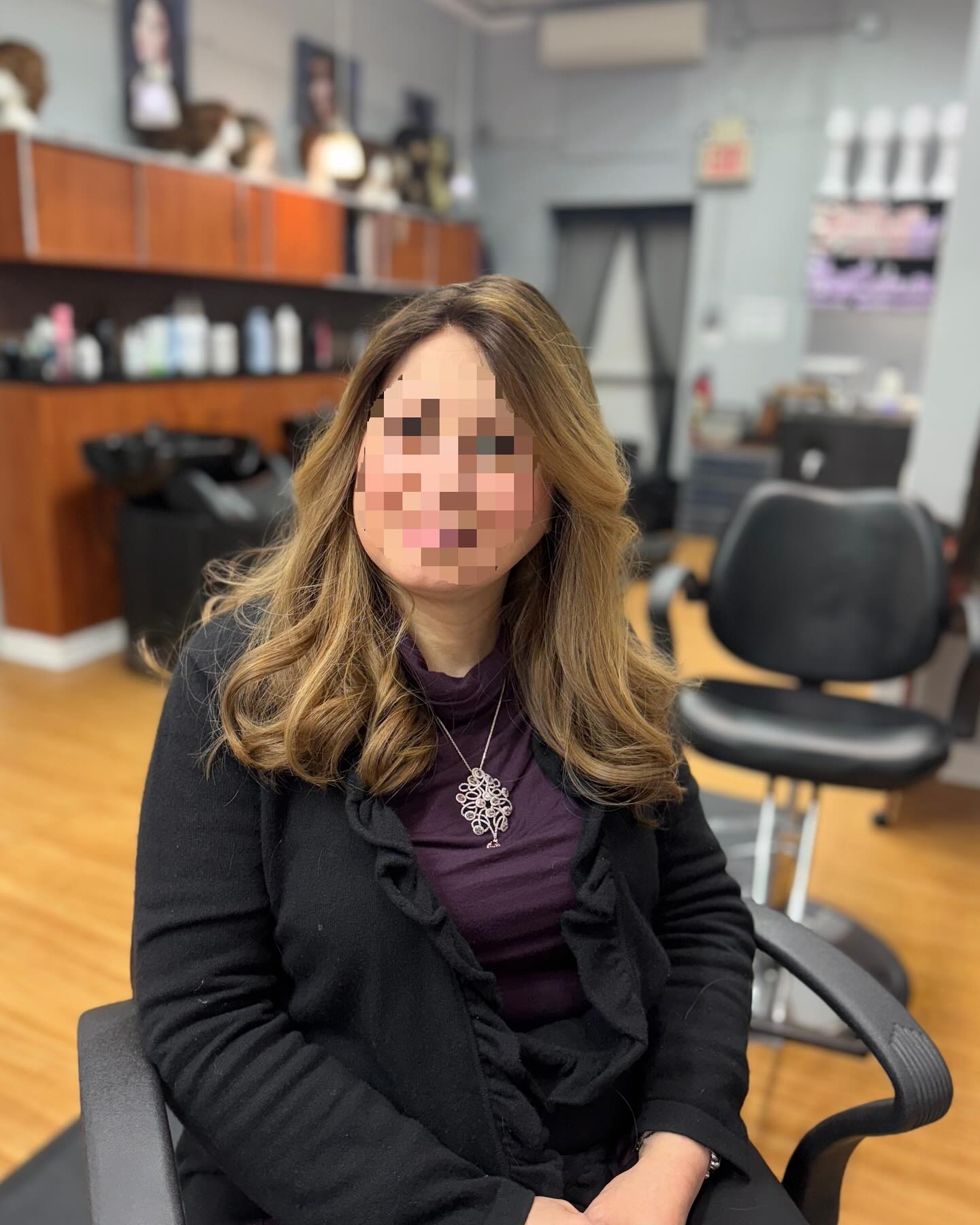 “Lillian I’m at a loss for words you made my entire existence. I will forever be grateful for your kindness and putting a smile on face and uplifting my soul.May God Almighty bless you abundantly and grant you everything your beautiful heart and soul desires. You will always be a very special part of my life. I am so deeply humbled and grateful to you my soul sister.🫶😘💗💞🫶🦋🦋”
•
•
What an honor to help this sweetheart, she’s a fighter! 🩷🩷🩷
•
•
#wiglover #naturalwigs #confidencerestored #dowonders #wigsbylillianlee #cancersurvivor #wig #wigrecipients #wigdonation #wigdesigner #donatetoday #wigsforkids #wigsforhairloss