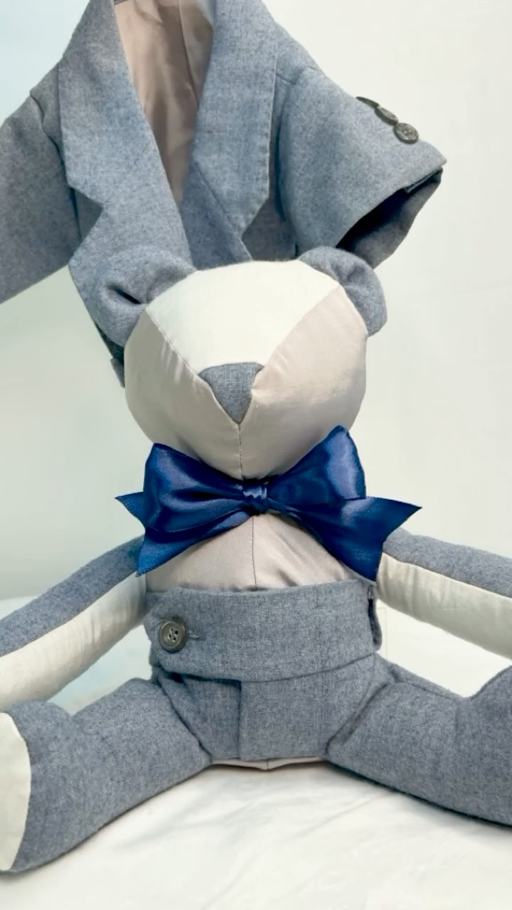 “Baba Bozorg” a Persian phrase that means “grandfather” or “big father. ” ❤️🕊️🧸
𝙎𝙝𝙤𝙧𝙩 𝙨𝙩𝙤𝙧𝙮: A memory bear by BinaBear that honors a grandfather who was loved and looked up to in many ways. His granddaughter and I talked in a parking lot outside of a coffee shop talking about who he was and his collection of suites. She shared with me that he was never a t-shirt kind of guy and always made sure he walked out of the house put together. Even if that means his pants were lifted way above his belly button- we both chuckled as she recalled the cuteness of the way her old grandfather dressed. After exchanging stories and listening more about her grandfather and how he passed, I asked her:
“How shall I refer to him as I make your BinaBear? I like to try to connect with them as I create.”
She said “oh well we all referred to him as our Baba Bozorg! ”
Even though I’ve never heard that phrase before, I have heard of Baba used as father in multiple cultures/languages. I was honored to have learned this phrase from her Persian culture and to think of it as I sewed this BinaBear that will be gifted to her grandmother.
This Baba Bozorg lived to be almost 100 years old and has left a beautiful family legacy on earth as well as some quality suits. May his wife cherish the memories as she holds onto her new BinaBear ❤️🧸✨
#memorybears #keepsakes #giftideas #binabears #grief #celebratinglifeandspreadinglove #binabearsandstories