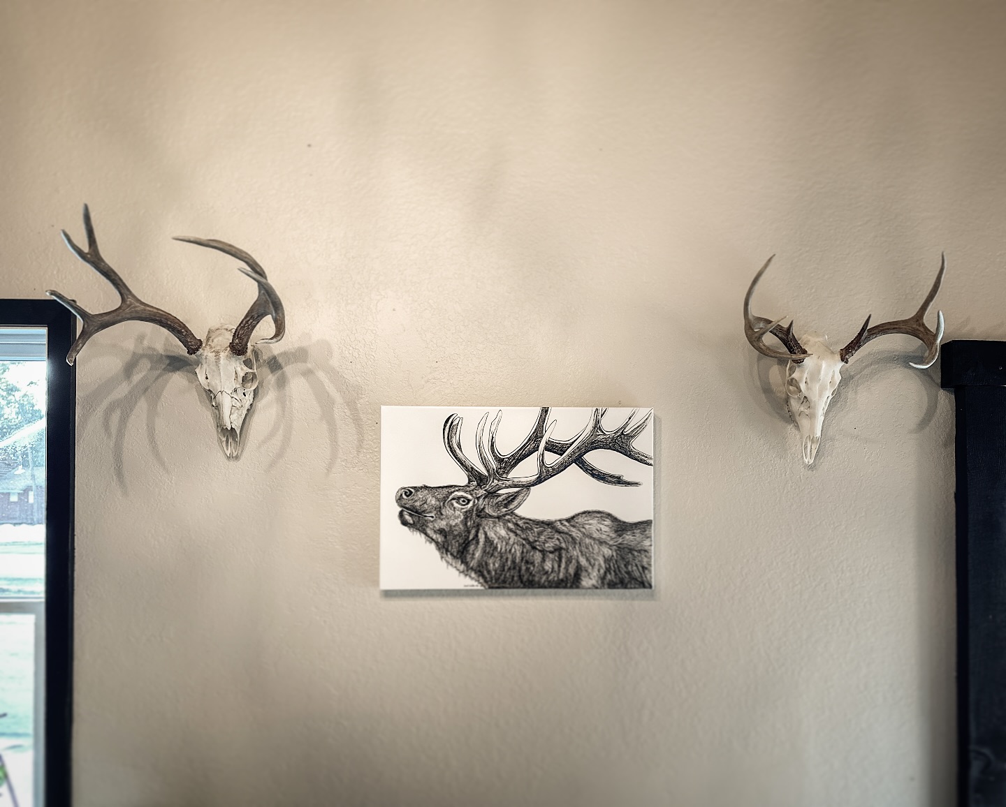 Quite possibly one of my favorite new pieces from @brielleashton. A great art piece can bring us back to a favorite memory or place and this bugling bull takes me out in the sticks, past Marilyn Creek well before daylight. I can feel the crisp air, I can smell the musk of an animal in the damp morning. The sound of the bugles being exchanged between us and the elk close by.
Imagine how great one of her quill and India ink pieces would look in your home!
#customartwork #supportlocalartists #quillandinkart #brielleashtonwalker #flatheadvalleymontana #bigfork #interiordesign #interiordecor #makeitmeaningful #strongholddesign