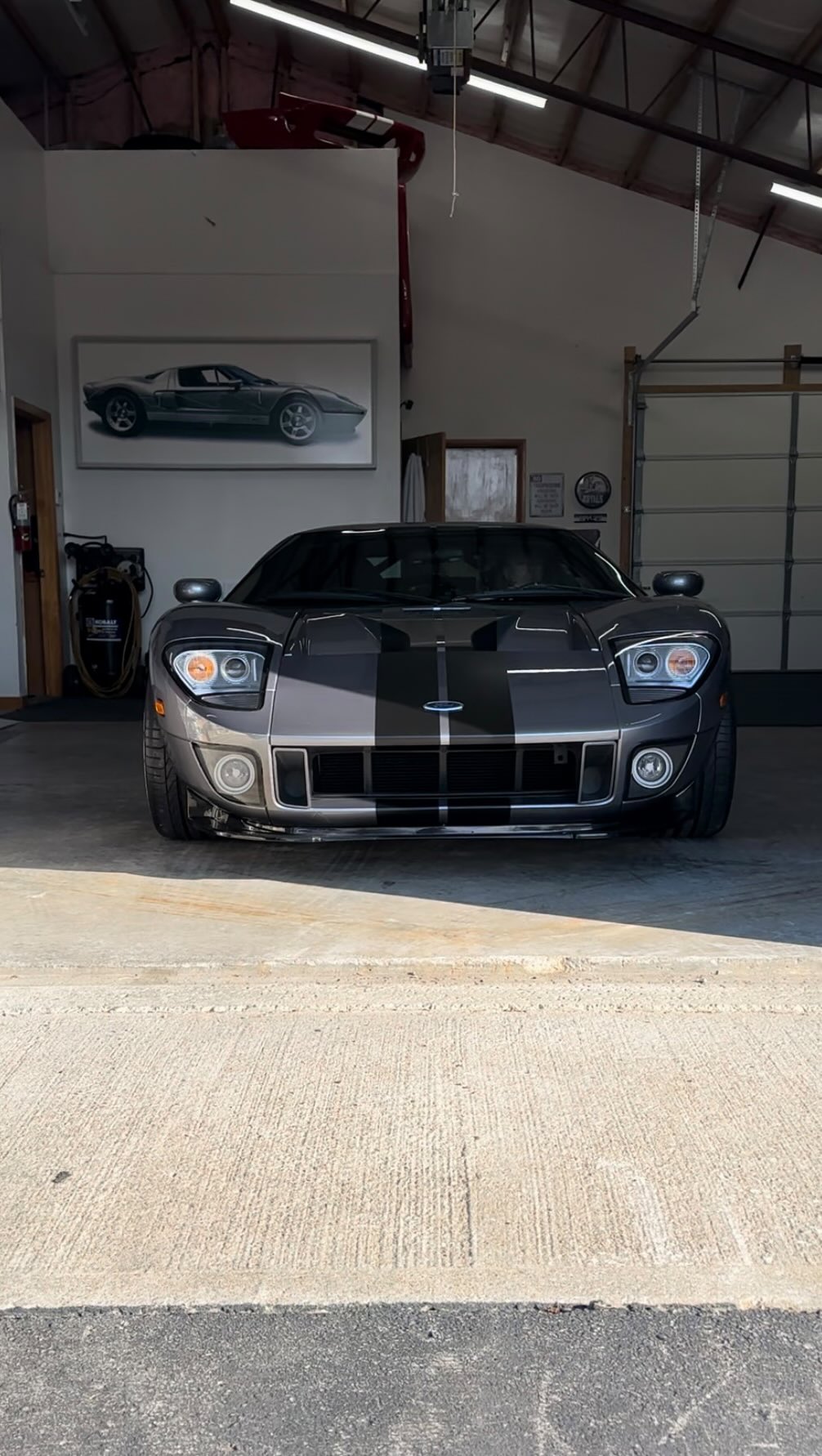 Weather was perfect for the send off today! Congrats CE in Arizona on the newest addition, enjoy the car! #FordGT
.
.
.
#SupercarSunday #BecauseRacecar #CarbonFiber