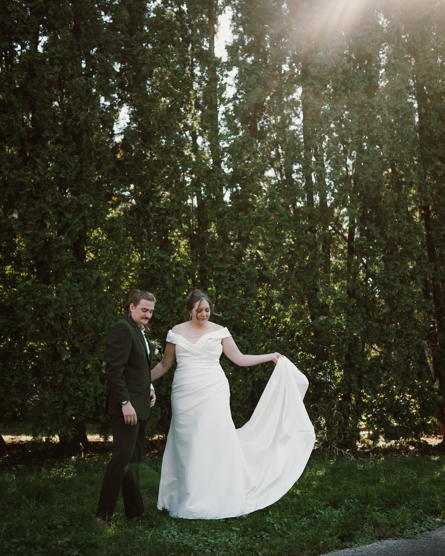 Italy or Wisconsin?? PART 2: Dancing in your wedding dress in front of the cypress trees, is it Tuscany or Madison? Either way, it’s gorgeous.
Second shot for @valerie.halling
#wisconsinweddingphotographer #wisconsin #engagementphotographer
#weddingphotographer #wisconsinbride #engagementphotos #wisconsinengagement #weddinginspiration
#wedding #weddingphotos #madisonwisconsinweddingphotographer
#madisonwedding #wisconsinwedding #wisconsinengagement #madisonwisconsinphotographer #realwisconsinwedding #marriedinwisconsin #elopement #outdoorwedding #elopeinwisconsin #cypresstrees #italywedding #italy #italyweddingphotographer #elopementphotographer #summerwedding
#wedding2025 #engaged #wisconsinelopement #wisconsinelopementphotographer #tuscany
