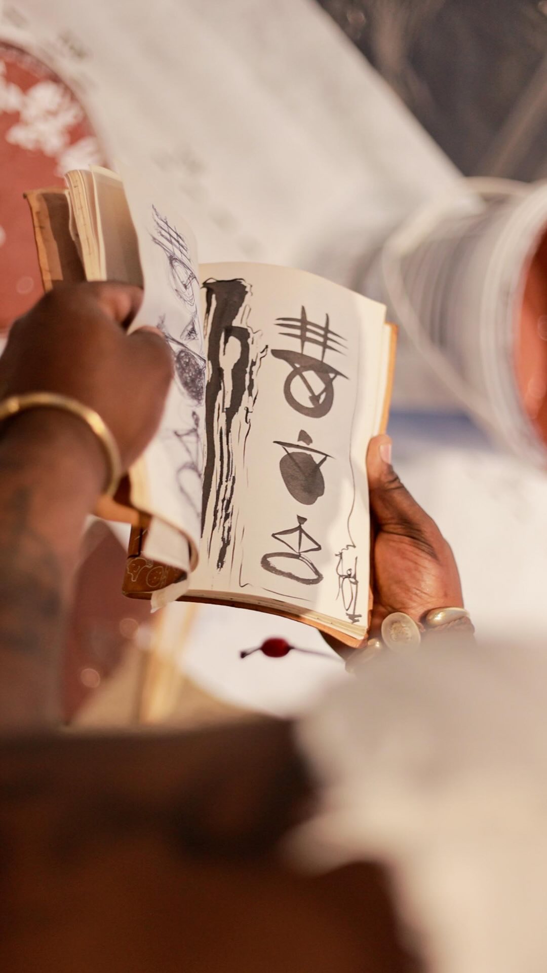 Unveiling the whispers of the past, tracing the breath of our ancestors ✨
Step into the making of From the Vault at the Stellenbosch University Museum - where sacred and storied objects return to the present to converse and insist on being seen.
Featuring work from @andiledyalvane, @sisonkepapu, and @lungiswajoe, this exhibition - curated by @ebuhlanti_republik and Dr. @mikemavura_ - exists in dialogue with its counterpart at the @rupertmuseum.
From shrine to museum, from artifact to improvisation - this is a call to remember, reclaim, and reimagine.
🔗 stellenboschtriennale.com/exhibition/from-the-vault
Images & videos by @hlalanathi_radebe.
#ST2025 #FromTheVault #StellenboschTriennale #BAZINZILE