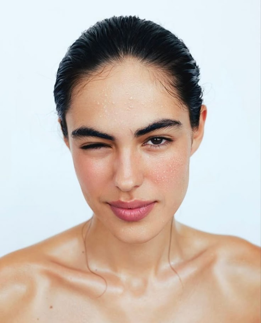 NEW SERVICE ALERT: Face Fitness
Experience the instant lifting power of a 45-minute lymphatic face massage, expertly designed to reduce puffiness, define your facial contours, and enhance your skin’s natural glow. This is a specialized massage-only service, with no additional facial treatments included.
Use the link in bio to book your appointment 🤍
#facefitness #sfbeauty #beautytreatment