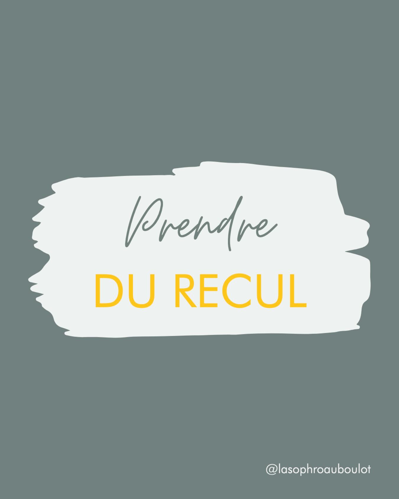 ✨ Prendre du recul, c’est reprendre le pouvoir !
Parfois, tout s’emballe.
Un conflit au travail, une décision difficile, une émotion trop forte… et on se sent submergé.e.
👉🏼 Prendre du recul, ce n’est pas fuir. C’est se donner l’espace nécessaire pour mieux comprendre, mieux réagir.
3 clés pour y arriver :
💛 Respire profondément : quelques respirations lentes suffisent à calmer le mental et à éviter de réagir sous le coup de l’émotion.
💛 Change de point de vue : imagine que tu conseilles un.e ami.e dans la même situation. Que lui dirais-tu ?
💛 Fais une pause mentale : ferme les yeux, visualise ton endroit ressource et laisse-toi quelques minutes pour relâcher la pression.
Tu veux apprendre à cultiver cette capacité à prendre du recul, même dans les moments de stress ?
📩 Je suis là pour t’aider à retrouver ton calme et ta clarté.
Écris-moi !
#PrendreDuRecul #GestionDuStress #Émotions #LâcherPrise
—
🙋🏼♀️ Hello, moi c’est Constance, je suis animée par l’envie de favoriser le « mieux-être » dans les environnements professionnels.
✨ Ma mission en tant que coach et sophrologue ?
Accompagner tous les professionnels à libérer et booster leur potentiel en les aidant à se poser les bonnes questions pour qu’ils puissent se sentir mieux dans leur tête, leur corps et par conséquent dans leur travail et leur vie !
.
.
.
#coachingprofessionnel #intelligenceemotionnelle #ie #sophrologie #developpementpersonnel #gestiondustress #gestiondesemotions #prevention #qvt #bienetreautravail