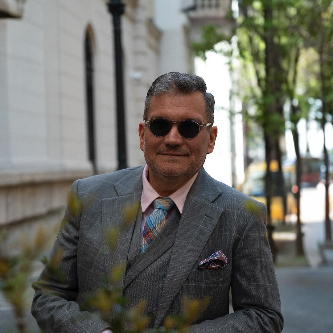 Csak úgy! Mert jön a tavasz.
Stílus: @hockerty_official
Nyakkendő: @bows_n_ties
#tiborstiluslapja #stil #stílustippek #stílustanácsadás #stílustanácsadó #TSL #igfashion #fashionblogger #stylish #hun
#suitstyle #hockertymen #suitswag #costumsuit #bespoke #gentleman #look #likesforlike #mfw #pfw