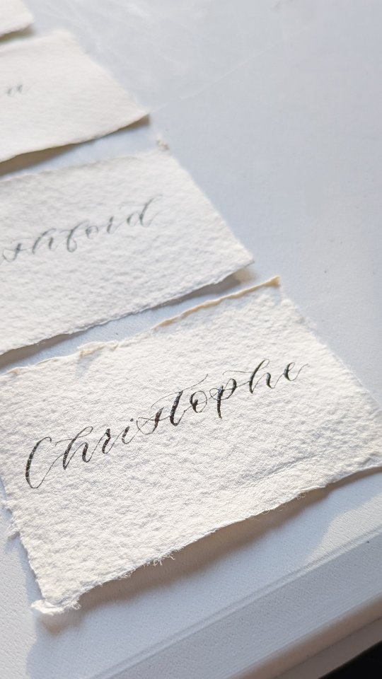 ⢠That bounce though š
Cotton handmade paper is my absolute favourite material to calligraphy on. It's elegant, fluffy, aesthetically pleasing and it's juuust sooo pretty! āØ
#cotswoldscalligraphy #cotswoldscalligrapher #cotswoldssmallbusiness #gloucestershiresmallbusiness #cotswoldsweddingsupplier #moderncalligraphy #gloucestershirecalligraphy #cotswoldsweddingbusiness #handmadepaper #cottonhandmadepaper